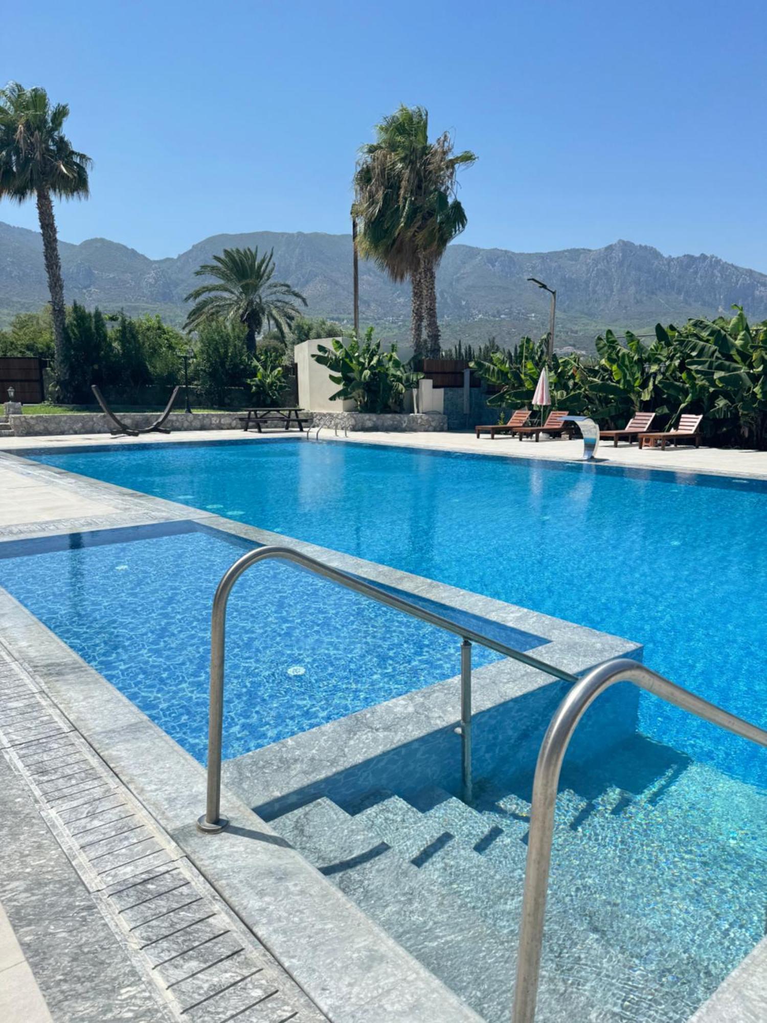 The Horse Farm Hotel Agios Georgios  Екстериор снимка