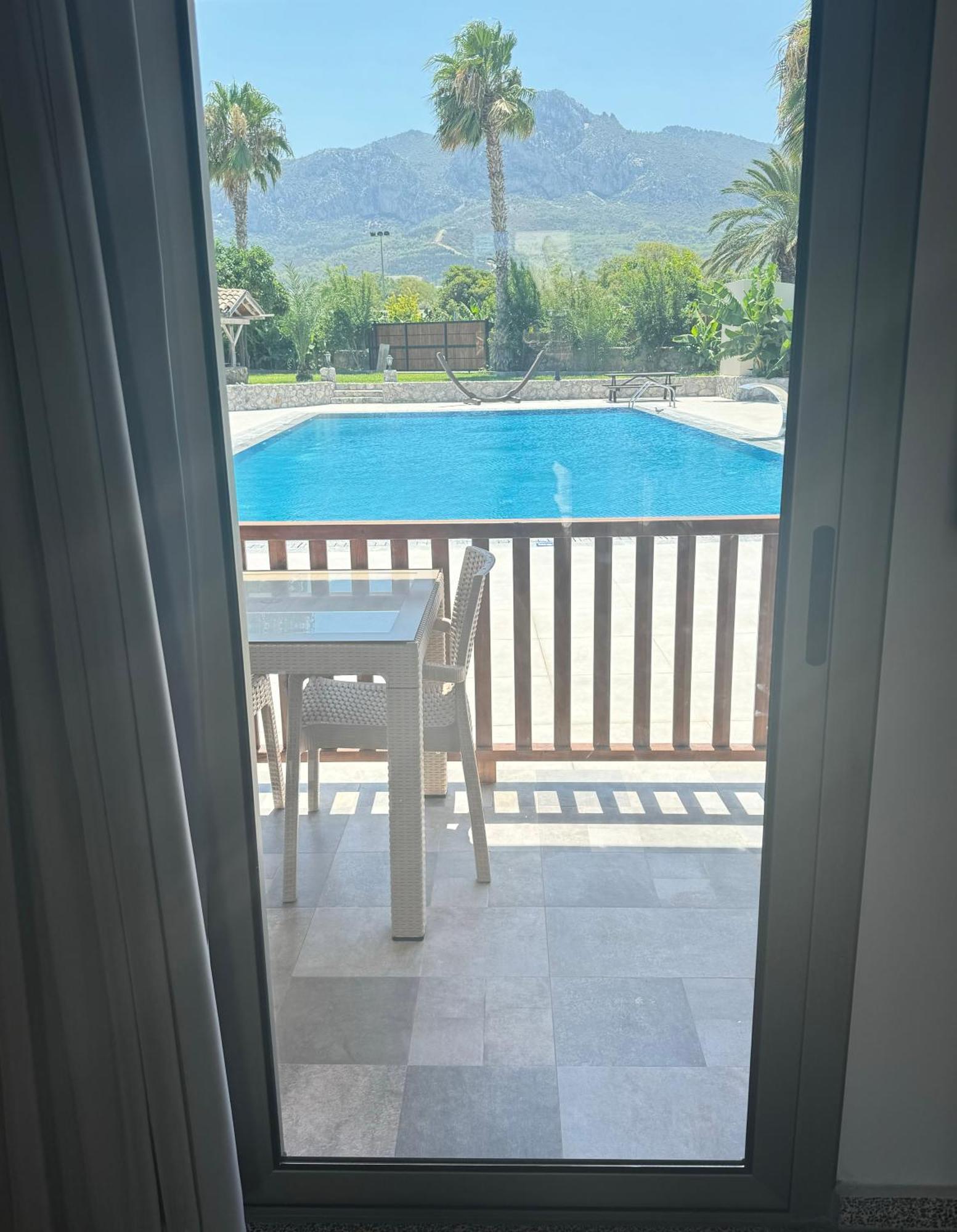 The Horse Farm Hotel Agios Georgios  Екстериор снимка