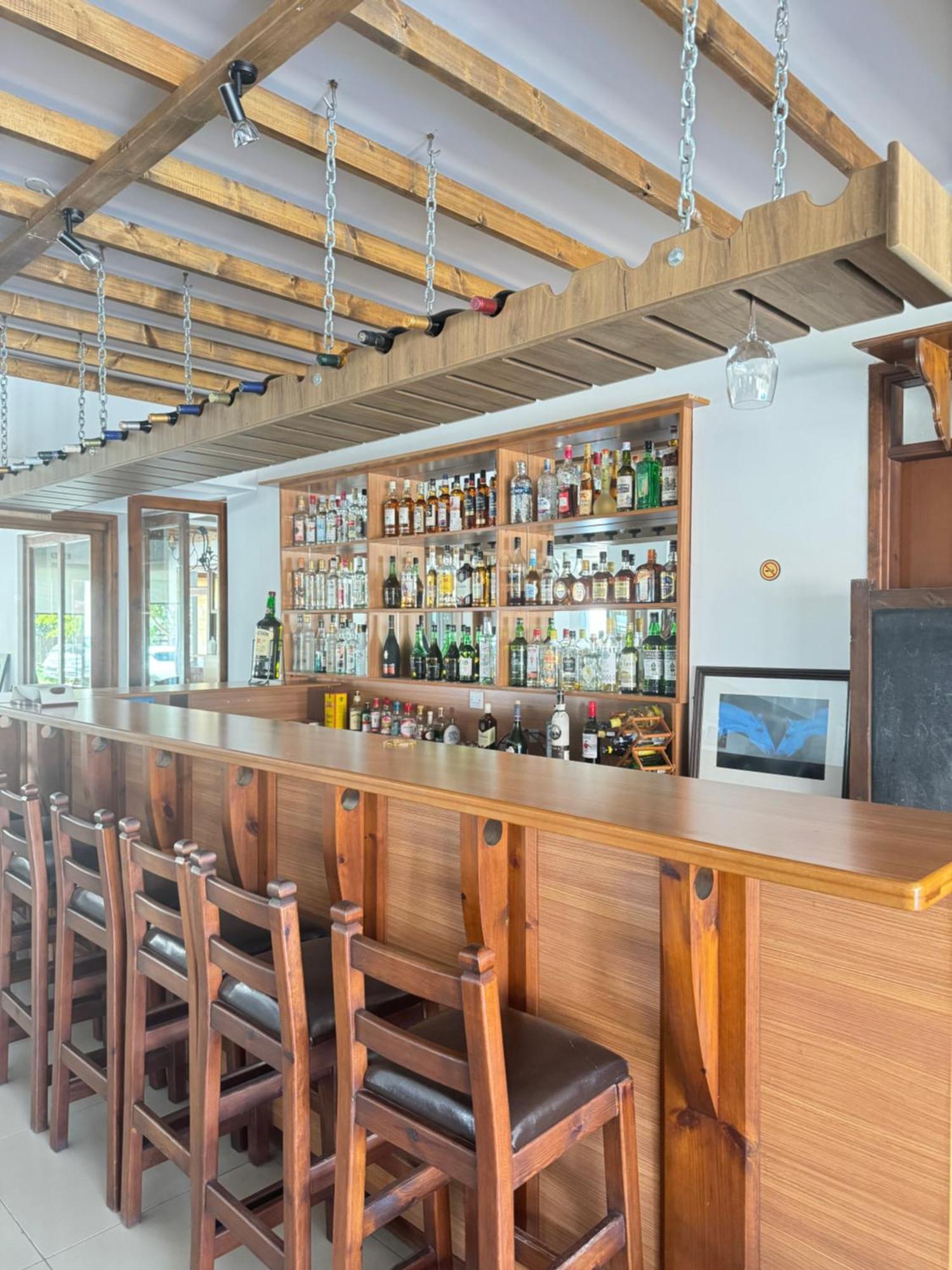The Horse Farm Hotel Agios Georgios  Екстериор снимка
